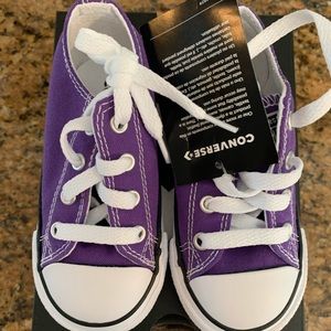 Converse sneakers- toddler 7